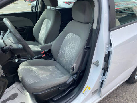 2019 Chevrolet Sonic LT Auto Fleet