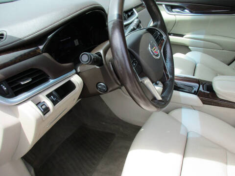 2013 Cadillac XTS Luxury Collection