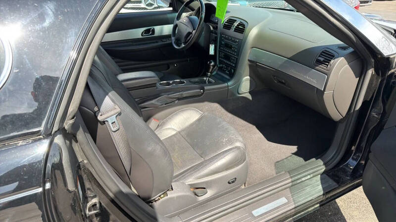 2002 Ford Thunderbird Deluxe