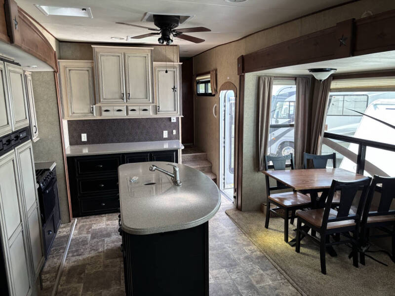 2013 open range roamer 387 rls