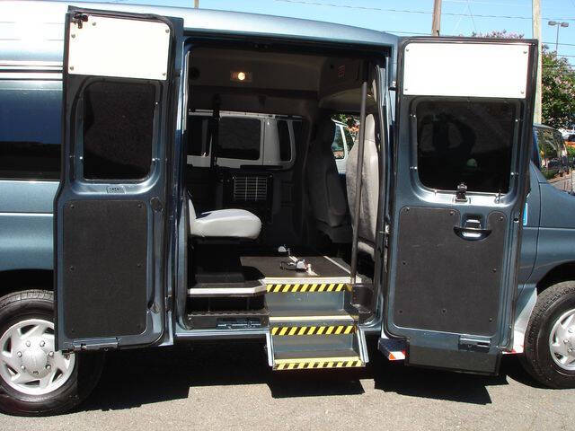 2014 Ford E-Series E-350 SD