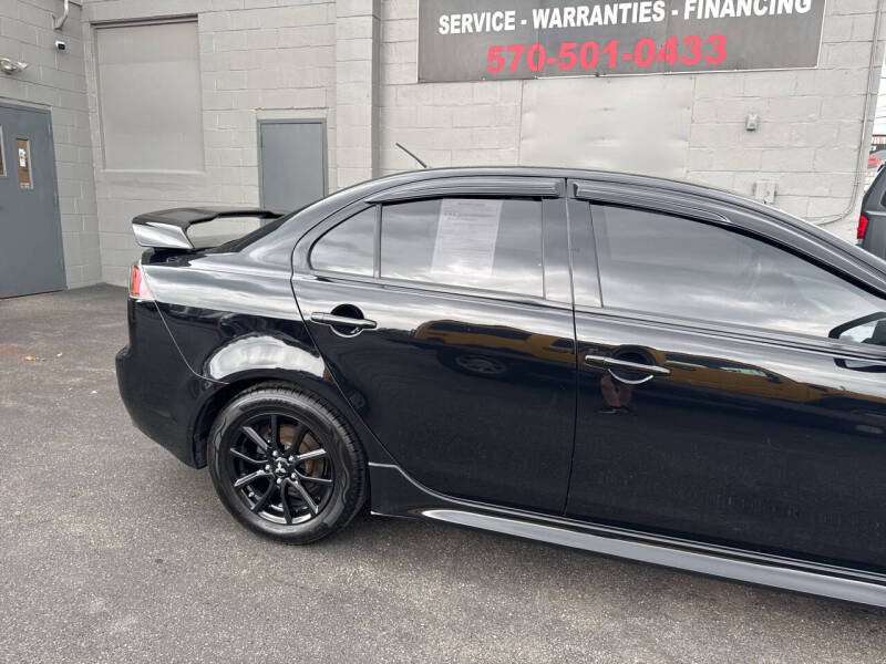2017 Mitsubishi Lancer LE