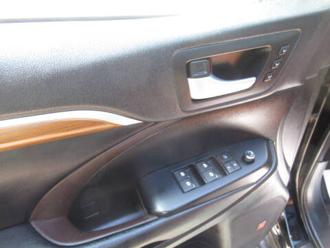 2017 Toyota Highlander