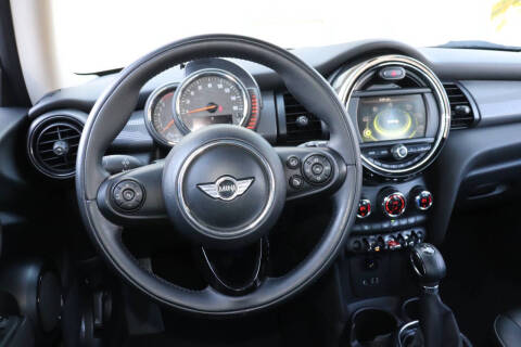 2016 MINI Hardtop 2 Door Cooper