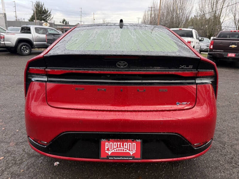 2024 Toyota Prius XLE