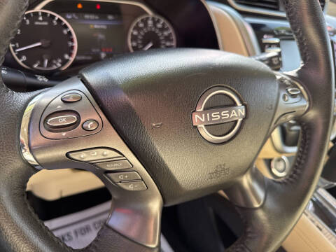 2023 Nissan Murano SV