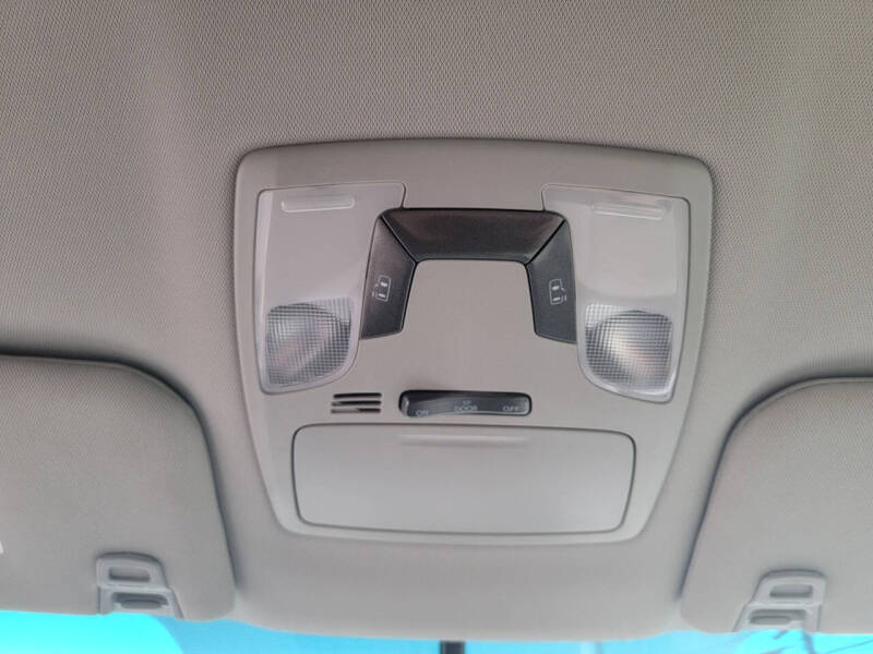 2017 Toyota Sienna LE 7-Passenger