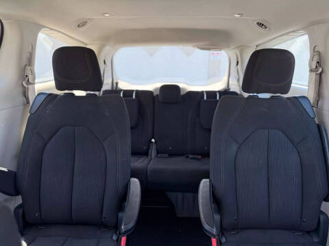 2017 Chrysler Pacifica Touring