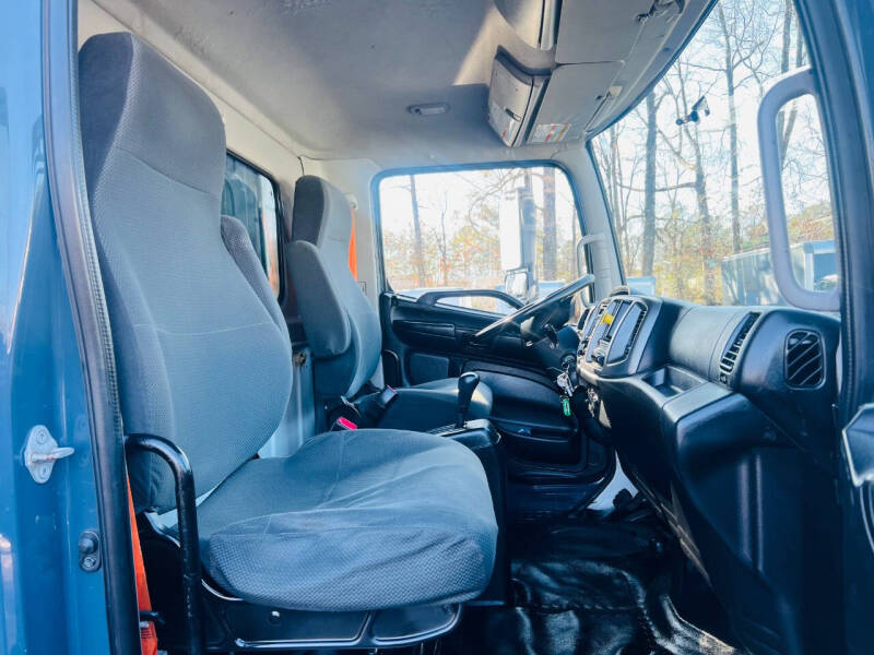 2020 Hino 258A
