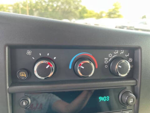 2025 Chevrolet Express 2500