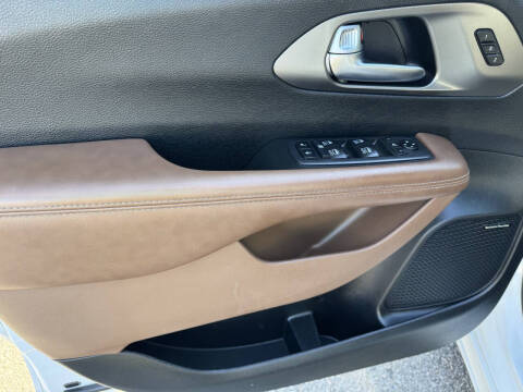 2020 Chrysler Pacifica Limited