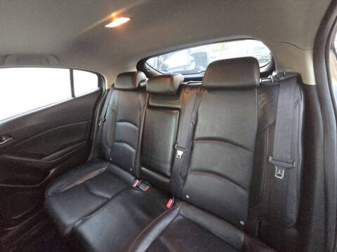 2015 Mazda MAZDA3 s Grand Touring