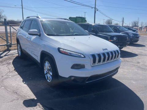 2015 Jeep Cherokee for sale at HEDGES USED CARS in Carleton MI