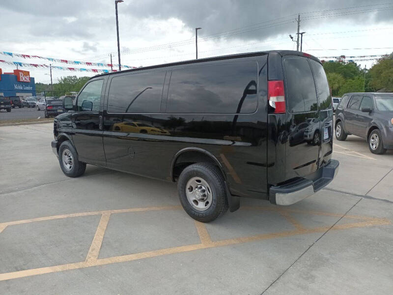 2017 Chevrolet Express 2500