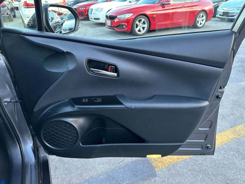 2021 Toyota Prius Prime XLE