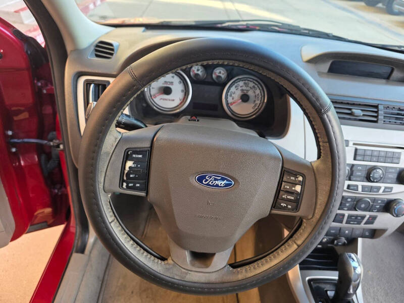 2010 Ford Focus SES