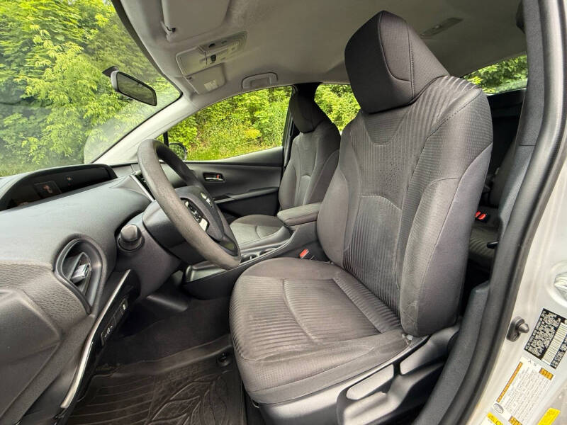 2016 Toyota Prius Two
