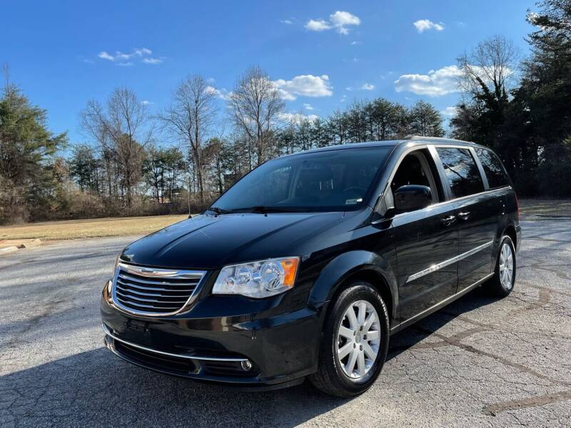 2015 Chrysler Town and Country for sale at RoadLink Auto Sales in Greensboro NC