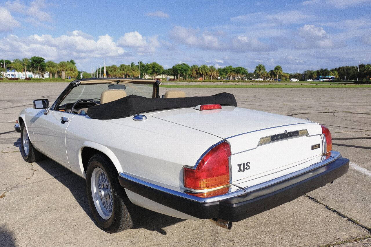 1991 Jaguar XJ-Series 3