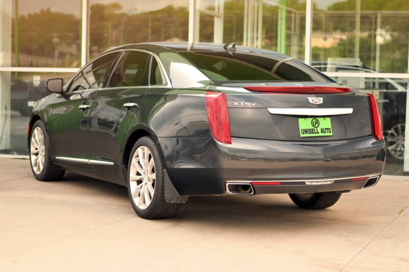 2016 Cadillac XTS Luxury