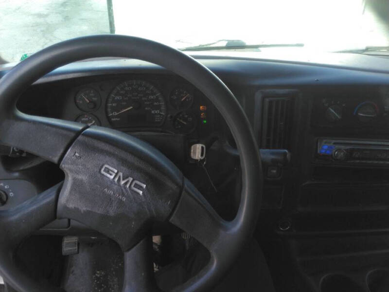 2004 GMC Savana 2500