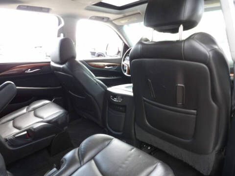 2017 Cadillac Escalade ESV Premium Luxury