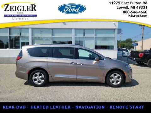 2017 Chrysler Pacifica for sale at Zeigler Ford of Plainwell - Jeff Bishop in Plainwell MI
