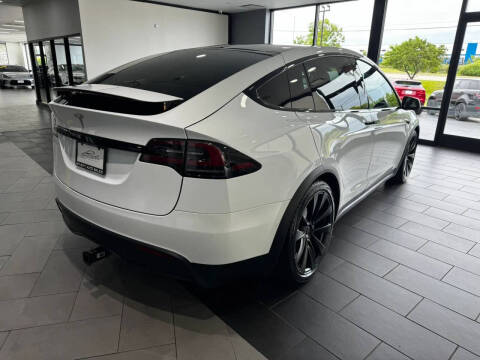 2023 Tesla Model X Standard Range