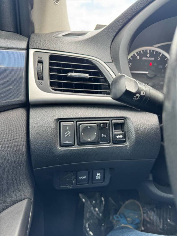 2019 Nissan Sentra SR