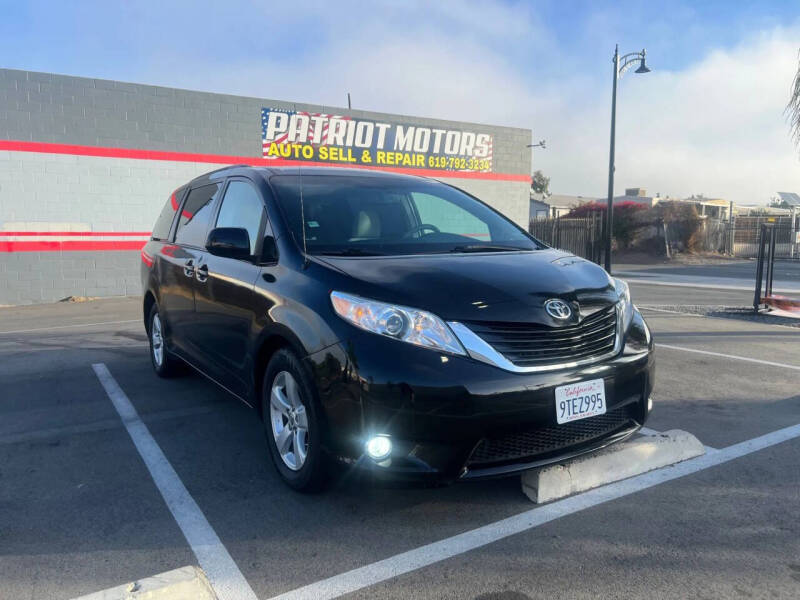 2011 Toyota Sienna LE 7-Passenger