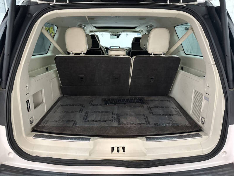 2019 Lincoln Navigator L Black Label