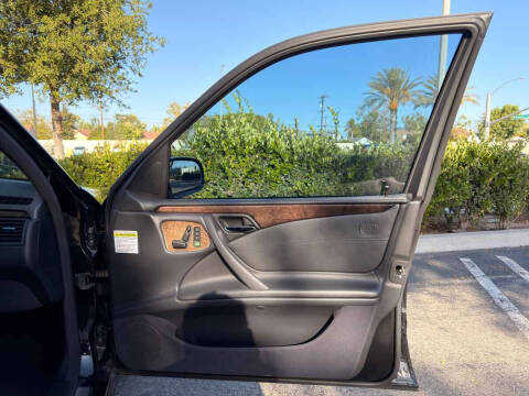 2000 Mercedes-Benz E-Class E 55 AMG