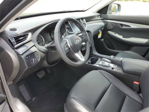 2025 Infiniti QX50 Luxe