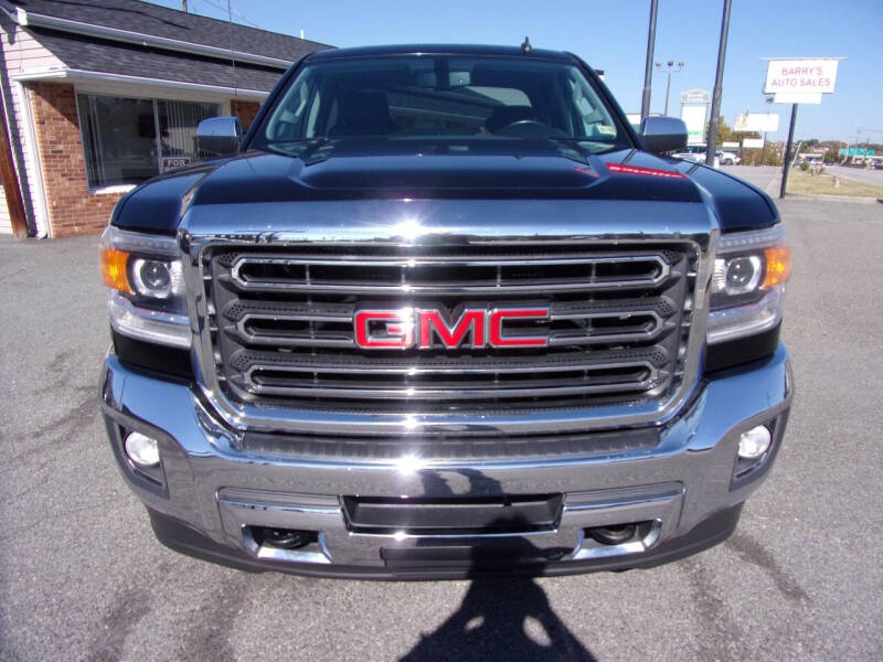 2015 GMC Sierra 2500HD SLT photo 8