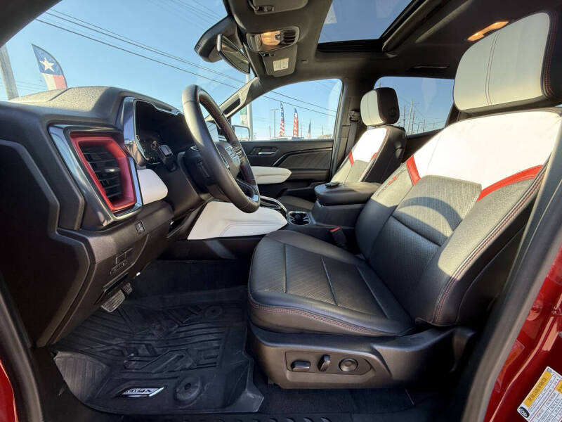 2023 GMC Canyon AT4X