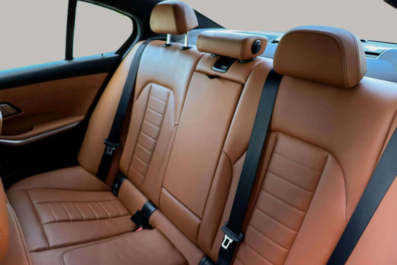 2021 BMW 3 Series 330i