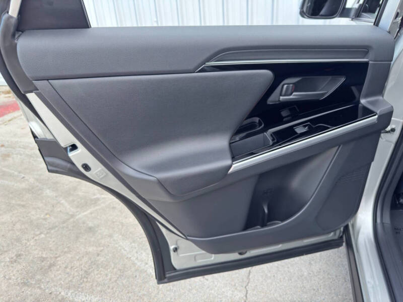 2024 Toyota bZ4X XLE