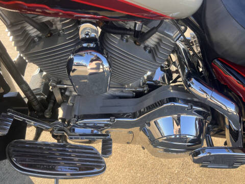 2006 Harley-Davidson FLHTCUSE
