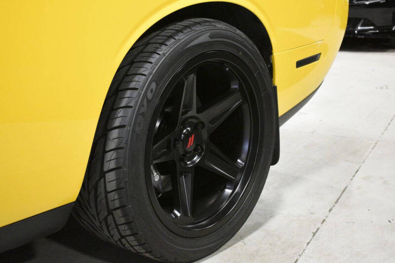 2018 Dodge Challenger 392 HEMI Scat Pack Shaker