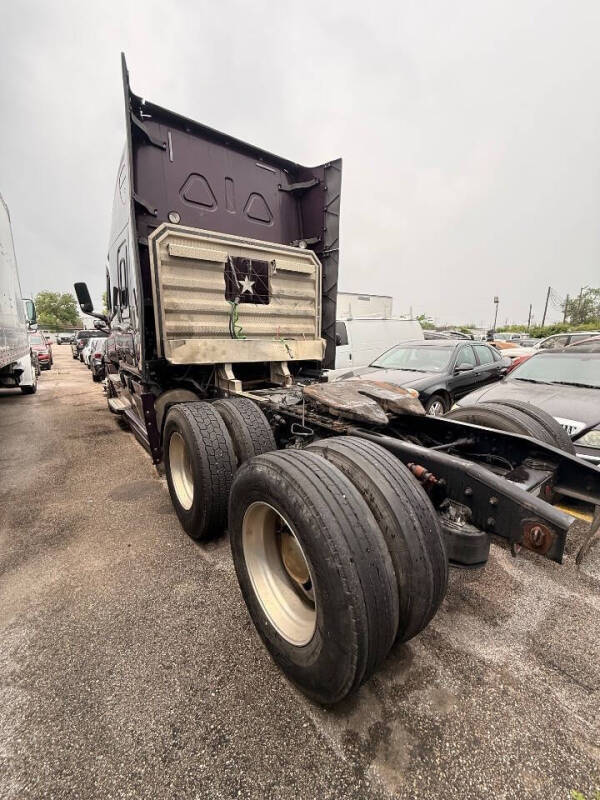 2020 Freightliner Cascadia