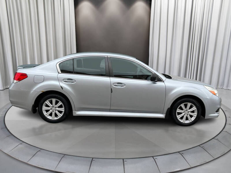 2012 Subaru Legacy I Premium photo 2