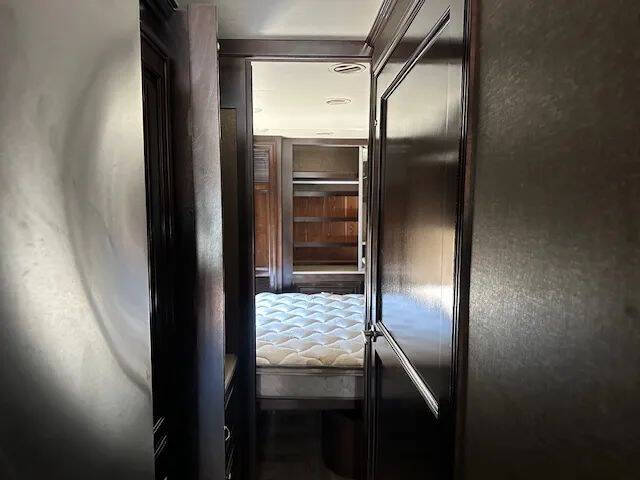 2016 Freightliner XCR Chassis