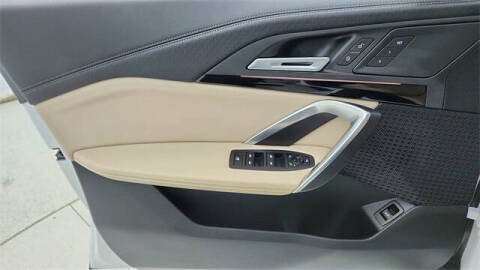 2025 BMW X2 xDrive28i