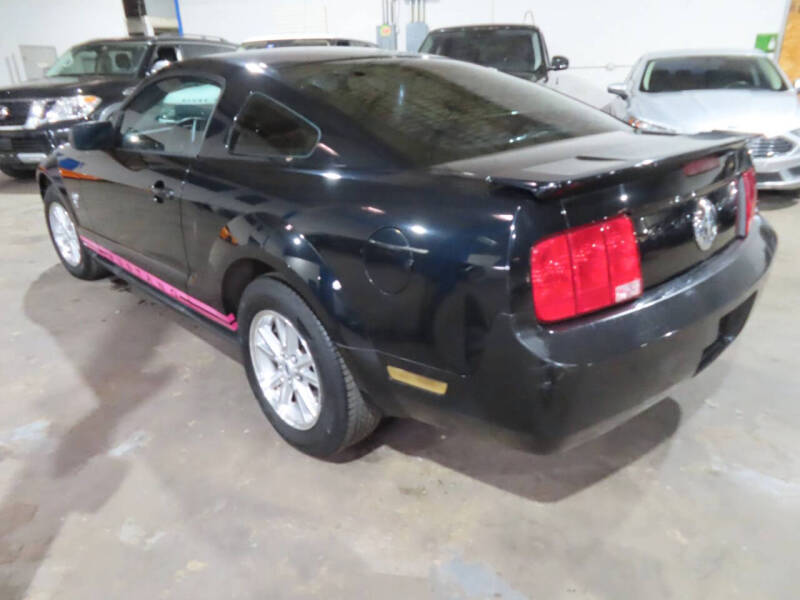 2009 Ford Mustang V6 Deluxe