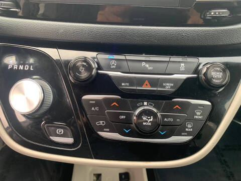 2018 Chrysler Pacifica Touring L