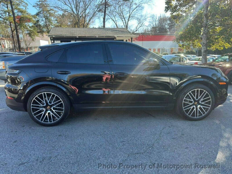 2025 Porsche Cayenne Coupe