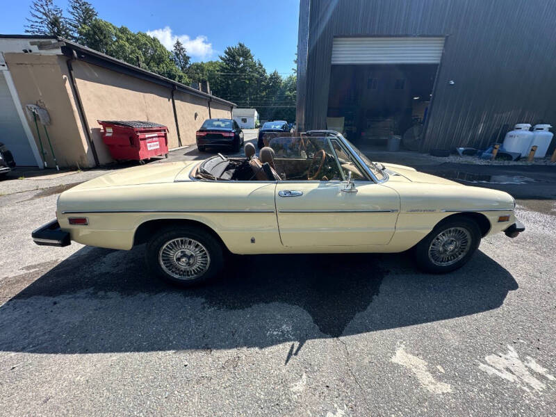 1982 Alfa Romeo Spider Veloce