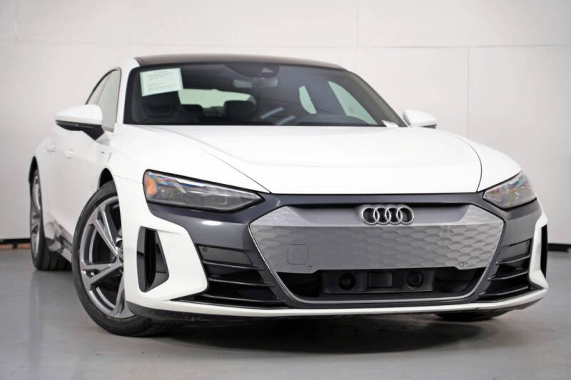 2022 Audi e-tron GT quattro Premium Plus