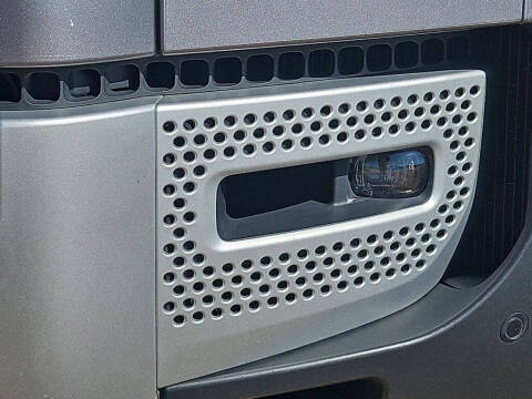 2020 Land Rover Defender 110 SE