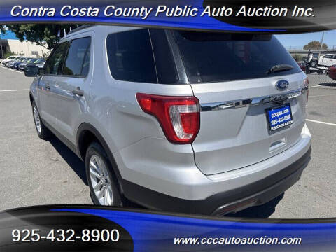 2016 Ford Explorer